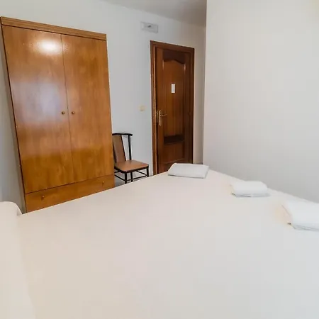 - Restaurante La Buena Villalonquéjar