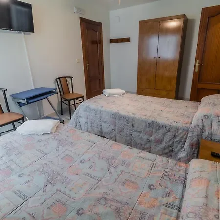 - Restaurante La Buena By Vivere Gasthof Villalonquéjar