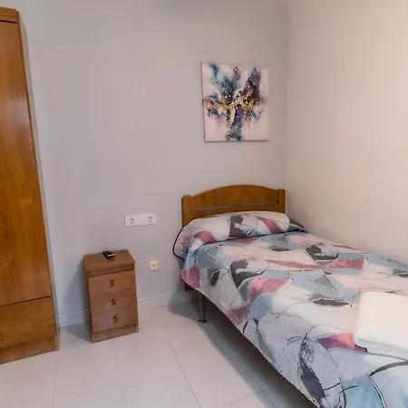 - Restaurante La Buena 3* Villalonquéjar