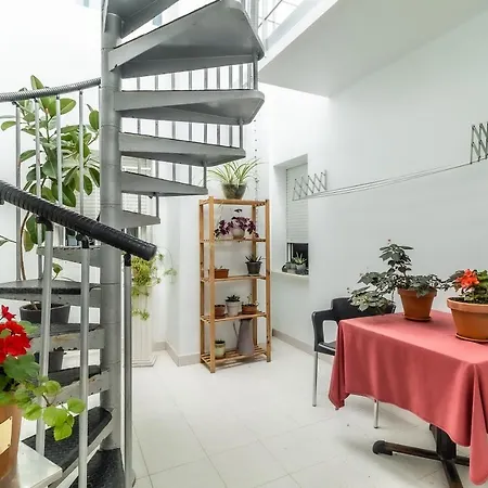 Guest house - Restaurante La Buena By Vivere