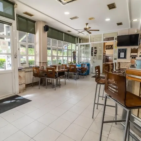- Restaurante La Buena By Vivere Guest house